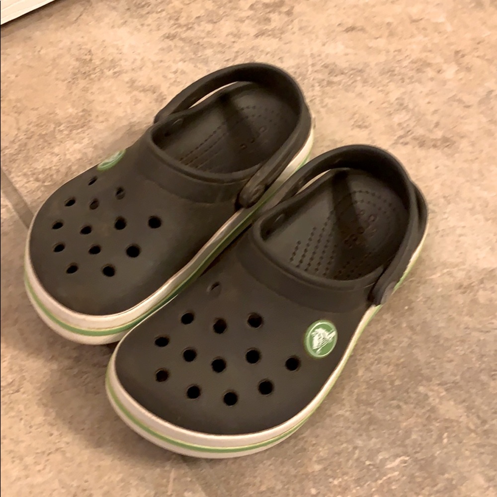 Toddler boys size 9 crocs